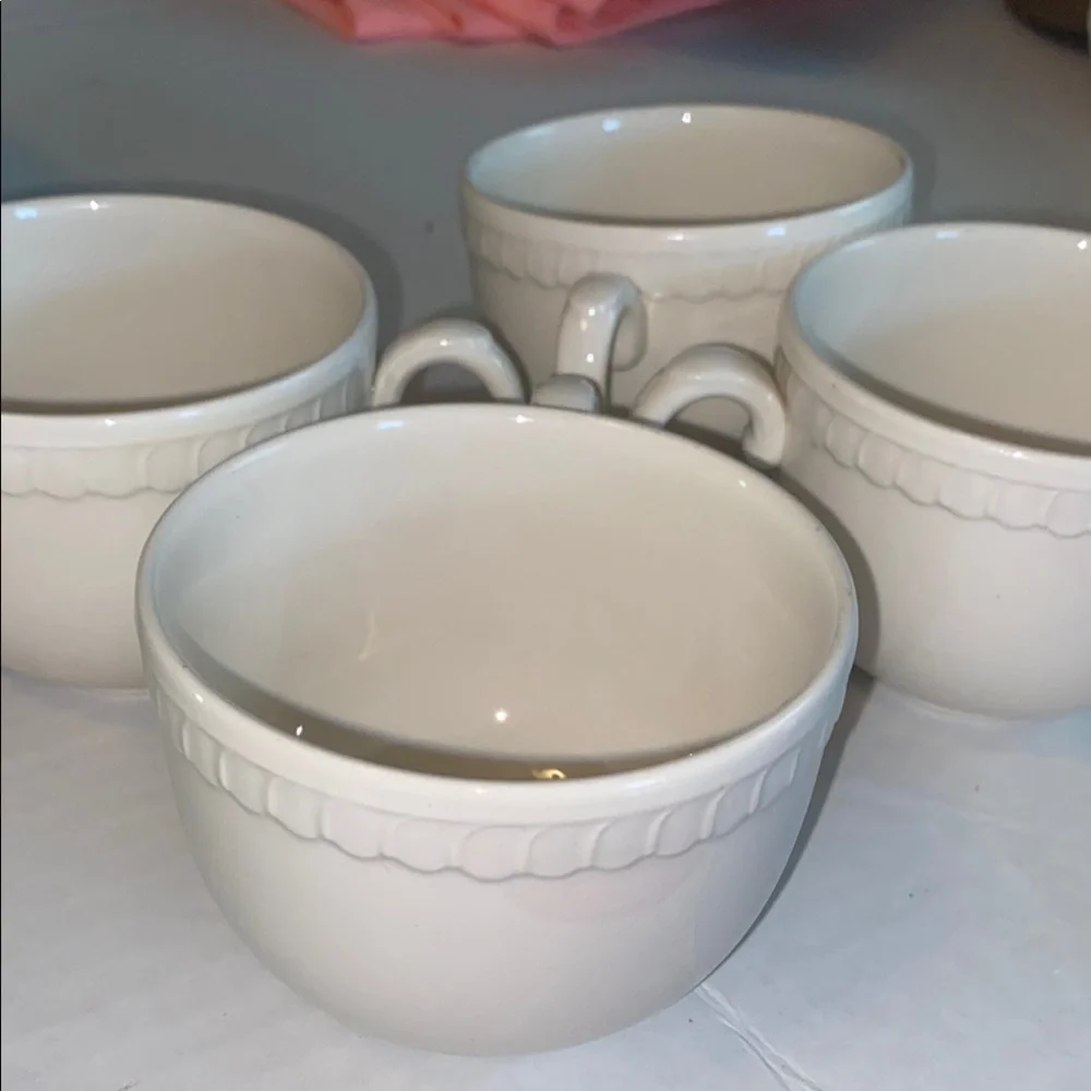 Crate&Barrel Portsmouth Teacup Set
